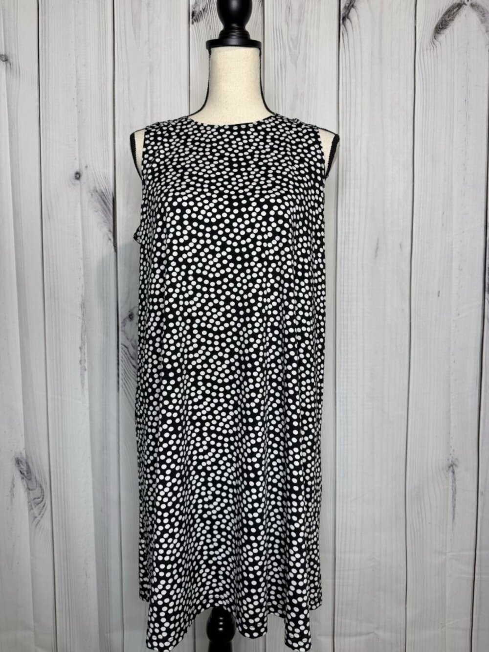 Annalee + Hope Women's Black White Sleeveless Dress Size Large Polka Dot